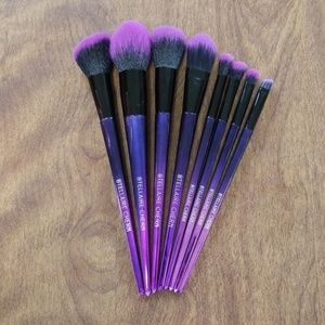 💄Stellaire Chern 8pcs Makeup Brush Set💄